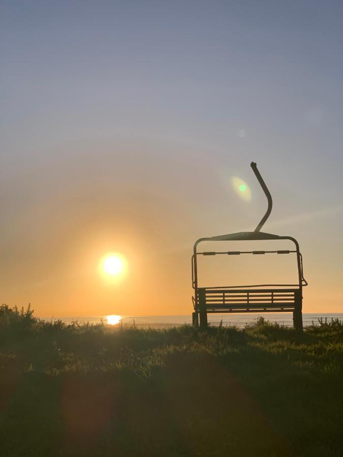 Big Heart Beach Hokitika Bagian luar foto